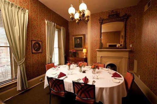 The Golden Lamb Hotel Lebanon Ngoại thất bức ảnh